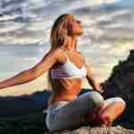 6 ДЫХАТЕЛЬНЫХ ТЕХНИК, ПОМОГАЮЩИХ РАССЛАБИТЬСЯ ЗА 10 МИНУТ Правильное дыхание помогает расслабиться, успокоиться, снять…